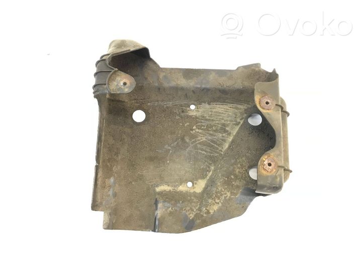 Mercedes-Benz C W202 Rivestimento paraspruzzi passaruota anteriore 2084780037