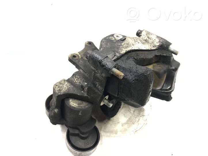 KIA Carens II Mocowanie alternatora 2528127