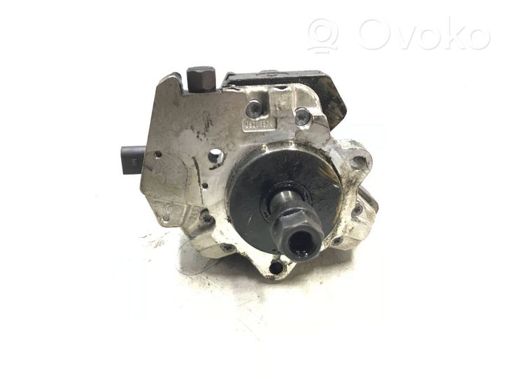 BMW X3 E83 Polttoaineen ruiskutuksen suurpainepumppu 7795713