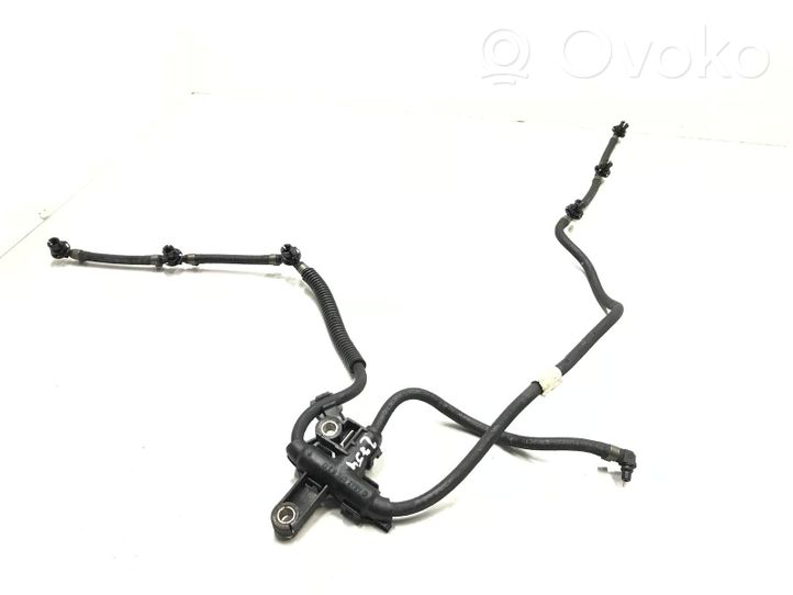 Mercedes-Benz E W211 Linea/tubo flessibile di ritorno del carburante a6420780341