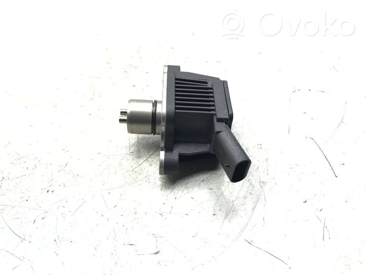 Volkswagen Golf VII Electromagnetic valve 04e906048a