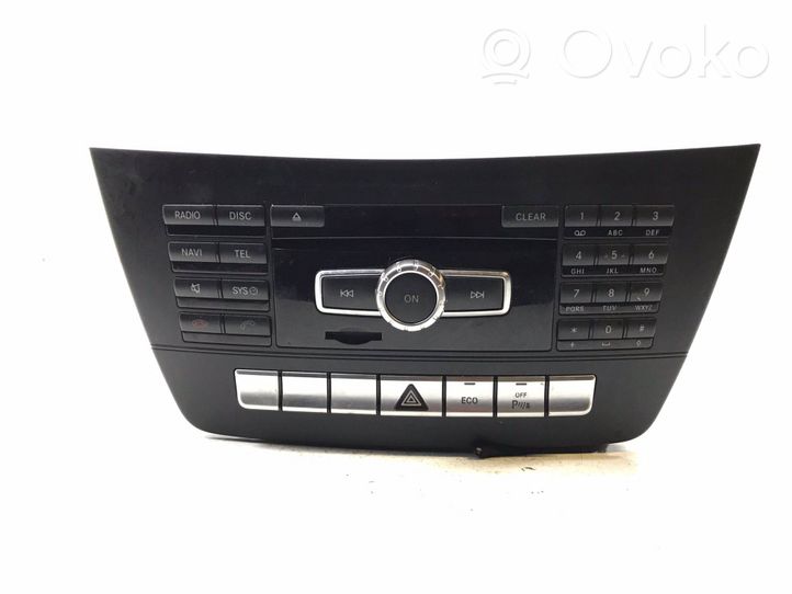 Mercedes-Benz C W204 Panel / Radioodtwarzacz CD/DVD/GPS a2049005908