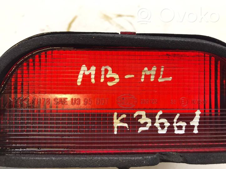 Mercedes-Benz ML W163 Luce d’arresto centrale/supplementare a1638200156