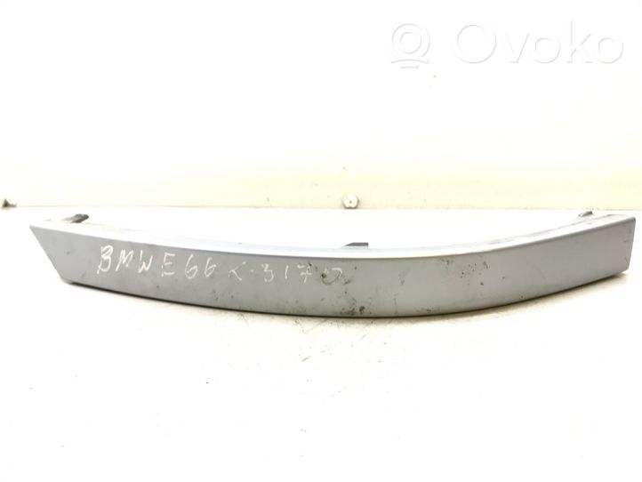 BMW 7 E65 E66 Rivestimento modanatura del faro posteriore 72758411