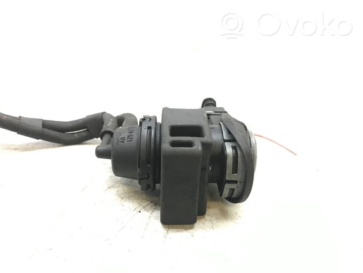 Renault Koleos I Turbo solenoid valve 8200661049