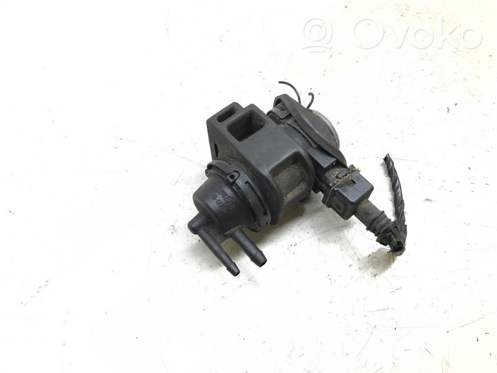 Nissan X-Trail T30 Electrovanne Soupape de Sûreté / Dépression 8200575400