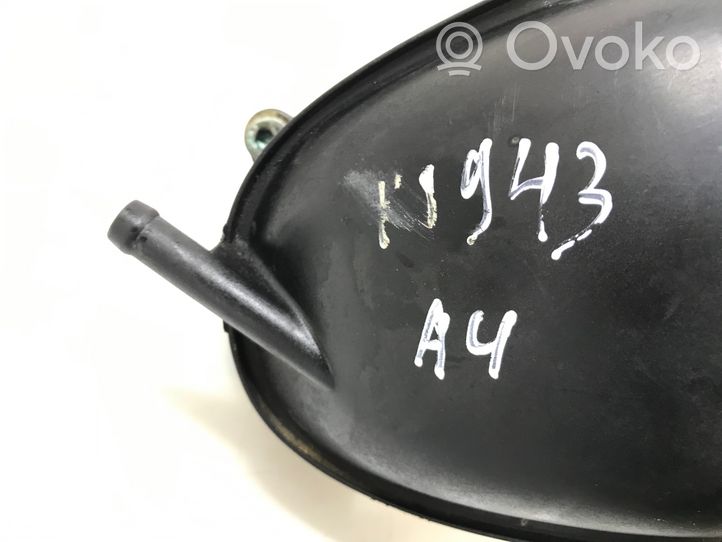 Audi A4 S4 B6 8E 8H Część rury dolotu powietrza 06C133354G