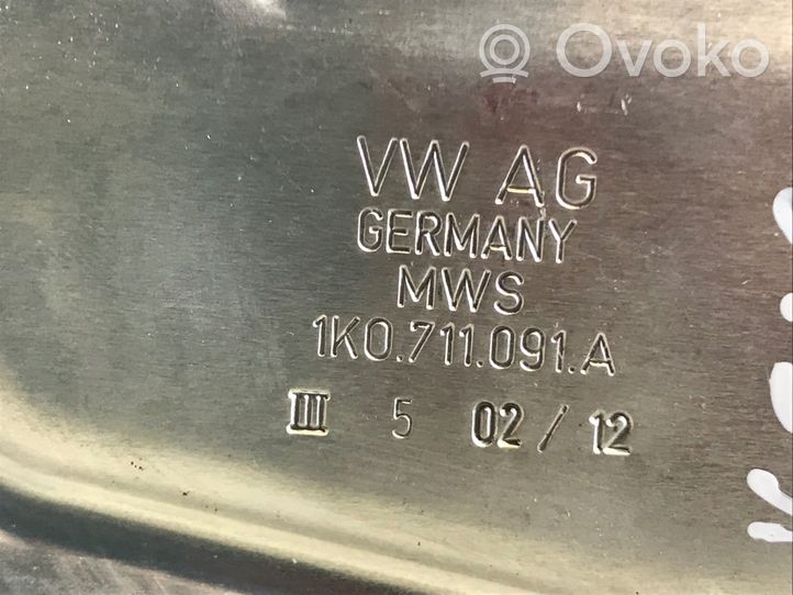 Volkswagen Golf VI Vaihteenvalitsimen verhoilu 1K0711091A