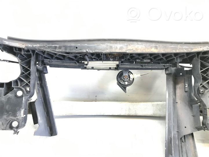 Renault Megane II Radiator support slam panel 8200589928