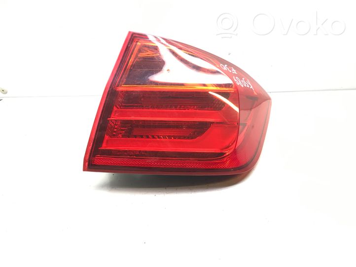 BMW 3 F30 F35 F31 Galinis žibintas kėbule 18361112