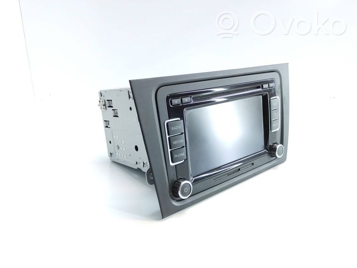 Volkswagen Golf VI Panel / Radioodtwarzacz CD/DVD/GPS 3C8035195G