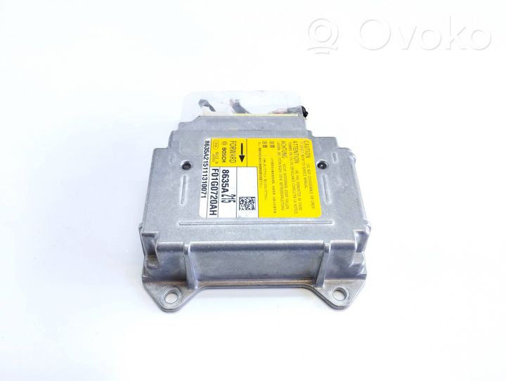 Mitsubishi ASX Oro pagalvių valdymo blokas 8635A215