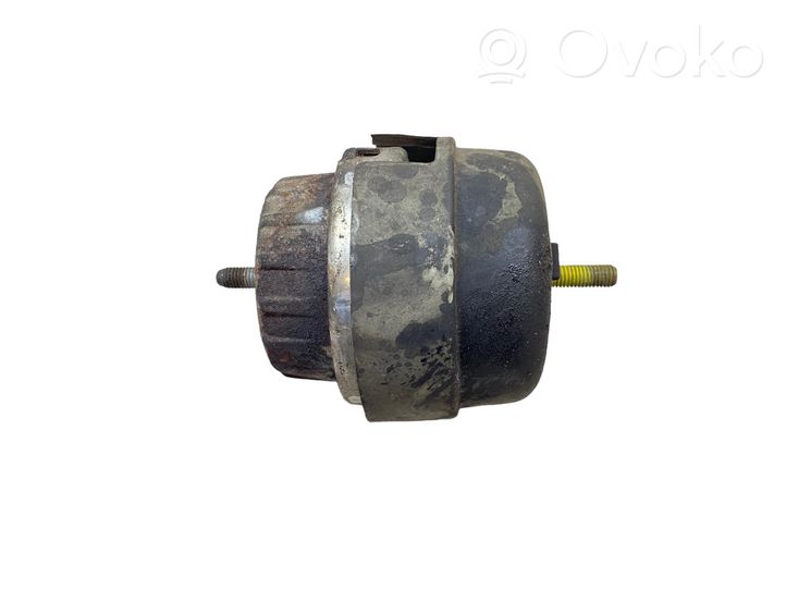 Audi A6 S6 C6 4F Supporto di montaggio del motore 4F0199382BK