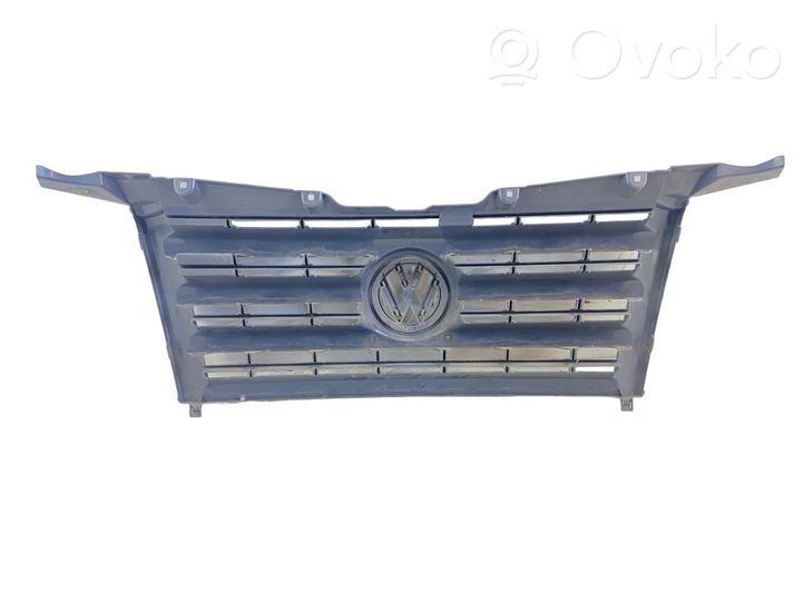 Volkswagen Crafter Front bumper upper radiator grill 2E0853653