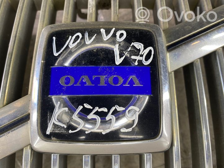 Volvo V70 Etupuskurin ylempi jäähdytinsäleikkö 9190985
