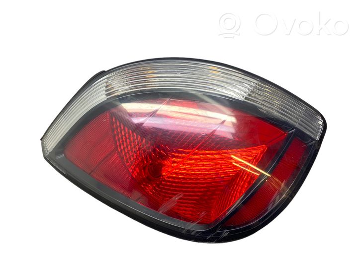 KIA Rio Rear/tail lights 924011G2