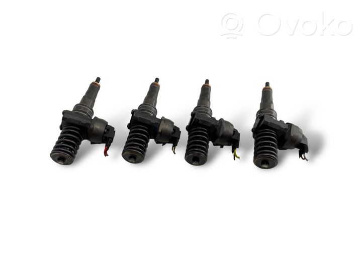 Volkswagen Polo IV 9N3 Kit d'injecteurs de carburant 0414720314