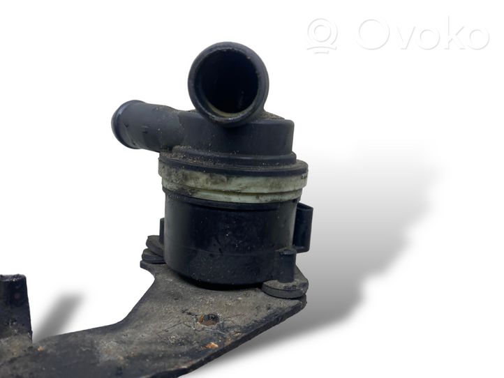 Audi A6 S6 C6 4F Pompe à eau de liquide de refroidissement 03L965561A