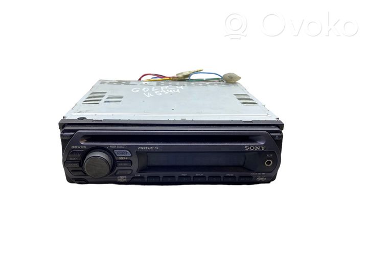 Volkswagen Golf IV Radio/CD/DVD/GPS head unit CDXGT111