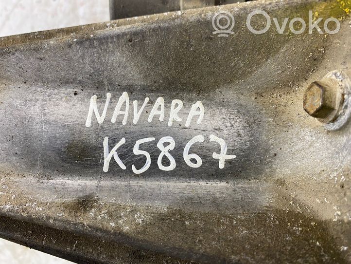 Nissan Navara D40 Vaihdelaatikon vaihteenvaihtajan kotelo 32131CD340