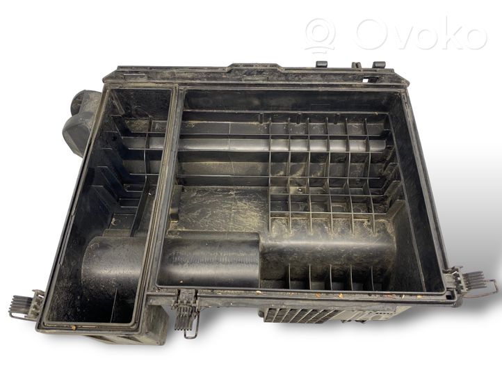 Ford Transit Air filter box 6899538