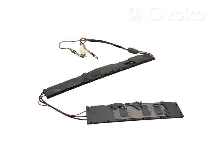 Mercedes-Benz C W203 Amplificateur d'antenne A2038202089