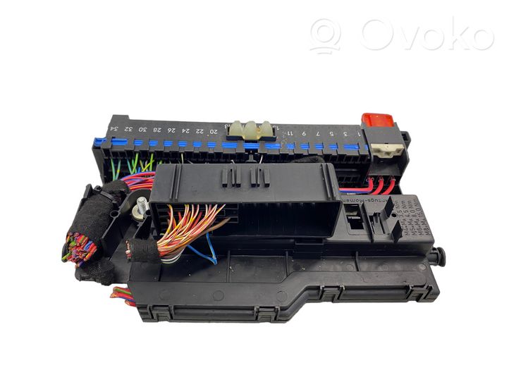 BMW X3 E83 Fuse module 0076228058