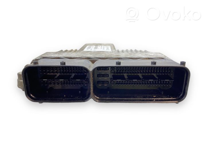 Opel Combo C Komputer / Sterownik ECU i komplet kluczy 55578395