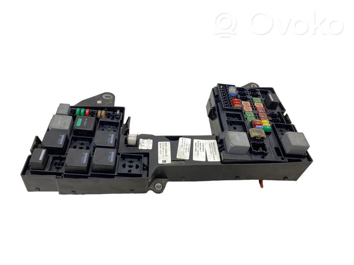 Jaguar XF Fuse box set 8X2T14290VD