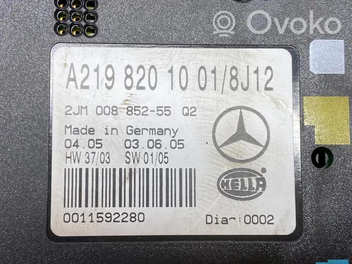 Mercedes-Benz CLS C219 Etuistuimen valo A2198201001