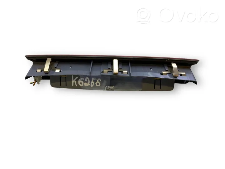 Opel Zafira B Papildomas stop žibintas 13252463