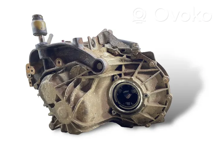 Opel Vivaro Manual 5 speed gearbox 