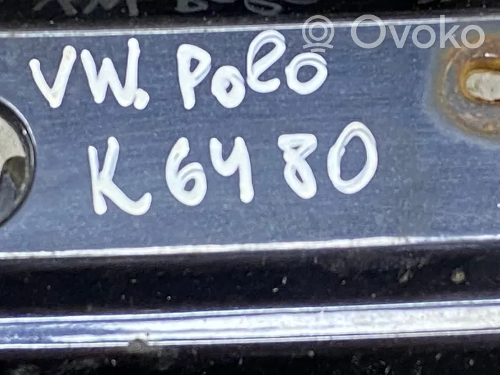 Volkswagen Polo IV 9N3 Pare-choc avant 