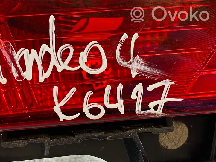 Ford Mondeo MK IV Takaluukun takavalot BS7T13A603AD