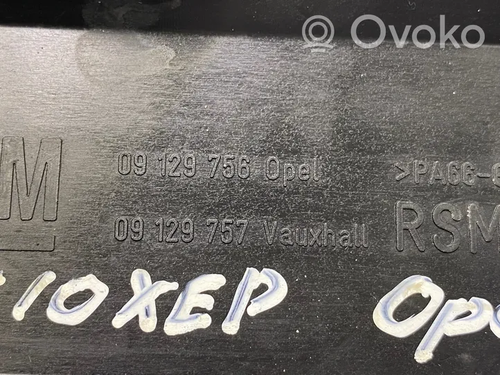 Opel Corsa C Couvercle cache moteur 09129757