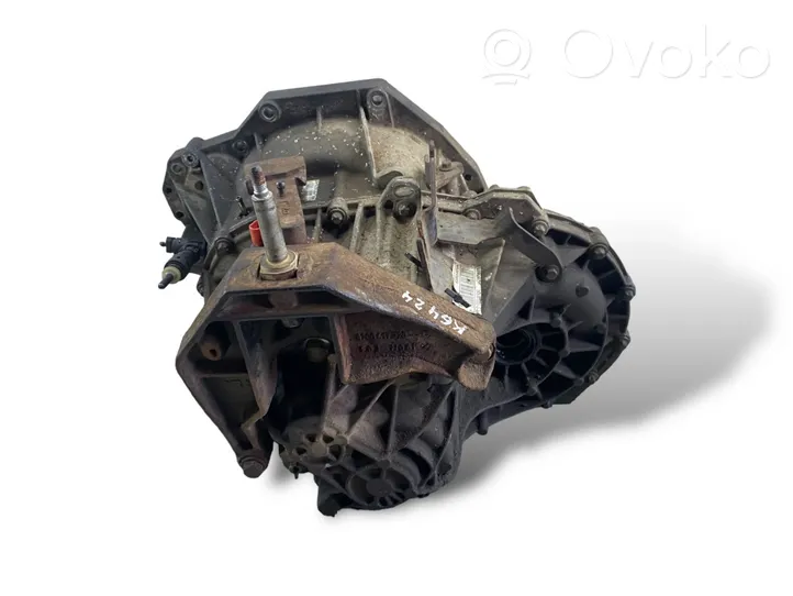 Renault Master II Manual 6 speed gearbox 8200546194