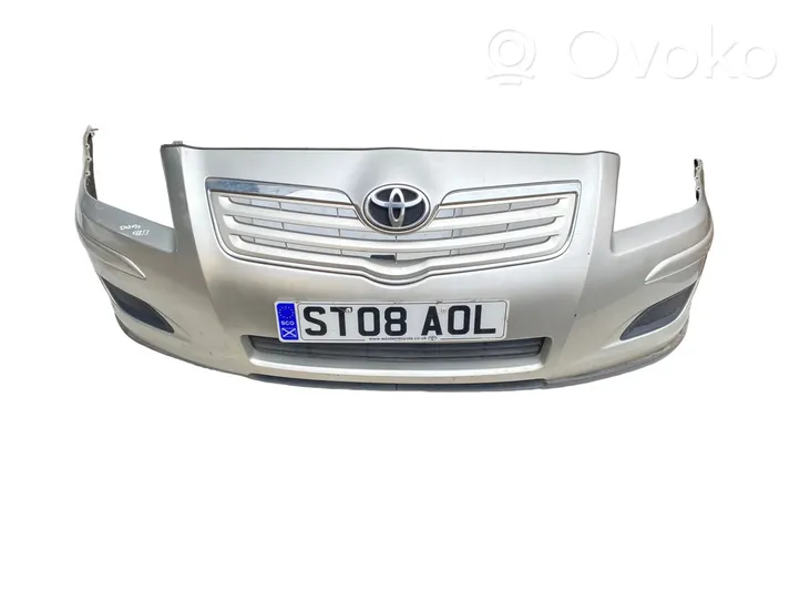 Toyota Avensis T250 Paraurti anteriore 