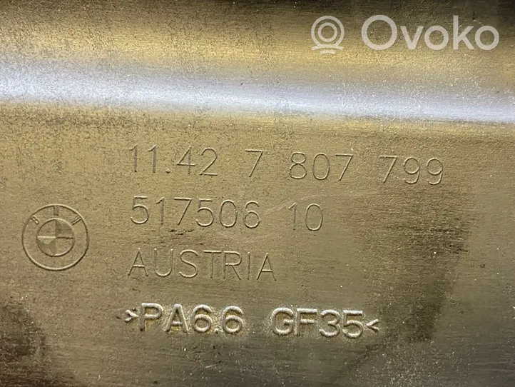 BMW 1 E82 E88 Oil filter mounting bracket 51750610