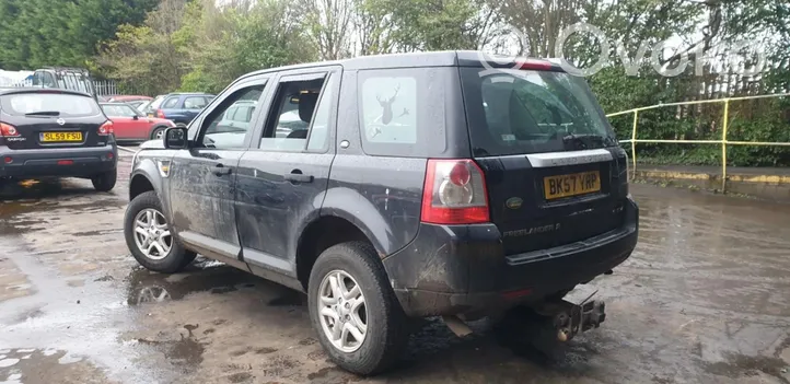 Land Rover Freelander 2 - LR2 Vetokoukkusarja 