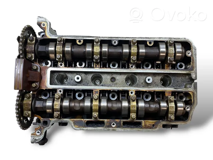 Opel Astra H Engine head 55568426