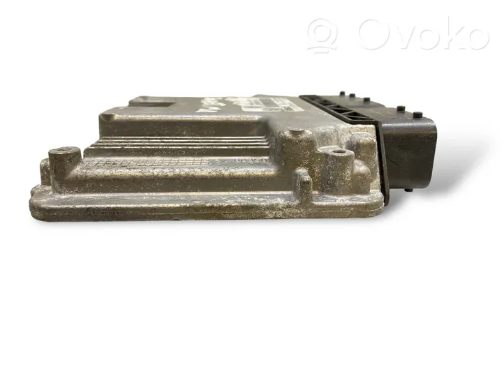 Volkswagen Jetta V Sterownik / Moduł ECU 0281013226