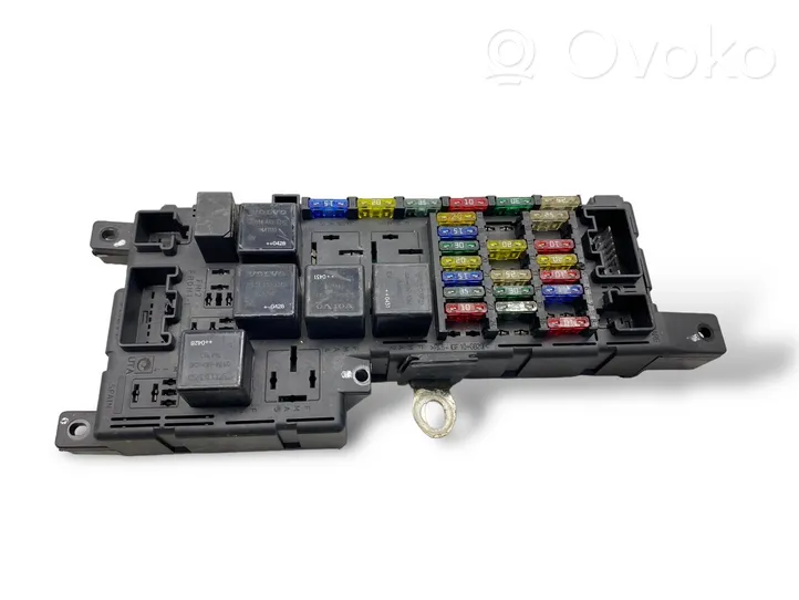 Volvo V70 Fuse box set 518829106