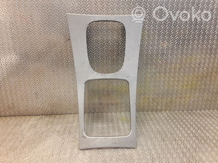 Mercedes-Benz CLC CL203 Rivestimento in plastica cornice della leva del cambio 2036802239