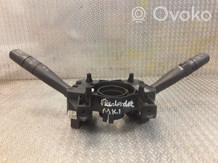 Land Rover Freelander Manetka / Przełącznik prędkości wycieraczek 54035214