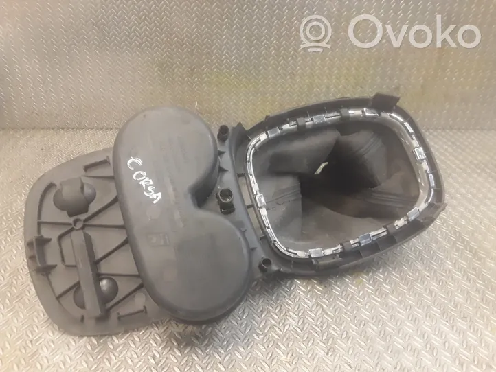 Opel Corsa D Vaihteenvalitsimen kehys verhoilu muovia 13254966