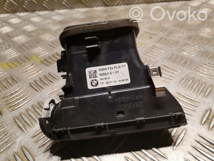 BMW 2 F22 F23 Kojelaudan tuuletussuuttimen suojalista 9205355