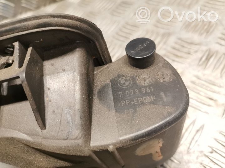 BMW 3 E90 E91 Volet de trappe réservoir de carburant 7073961