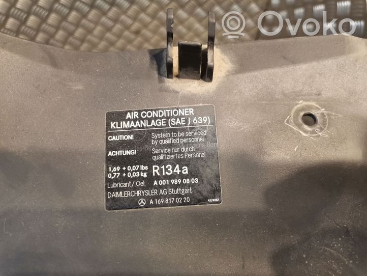 Mercedes-Benz A W169 Déflecteur d'air de radiateur de refroidissement 1698170220