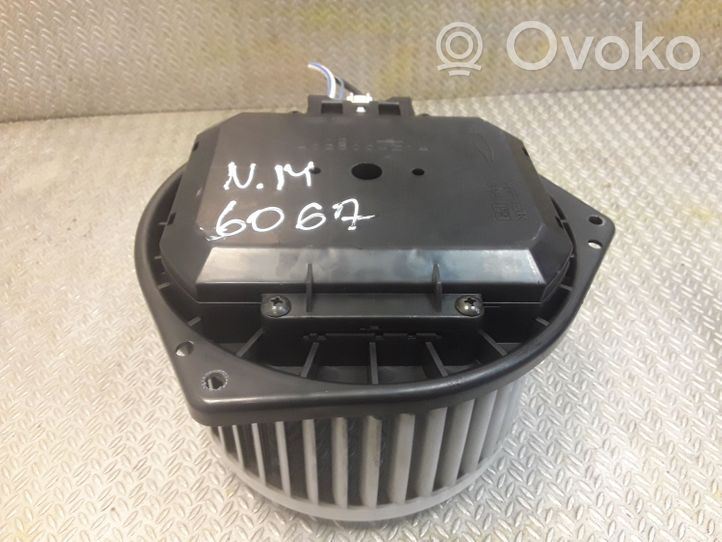 Nissan Murano Z50 Ventola riscaldamento/ventilatore abitacolo 3K01330352