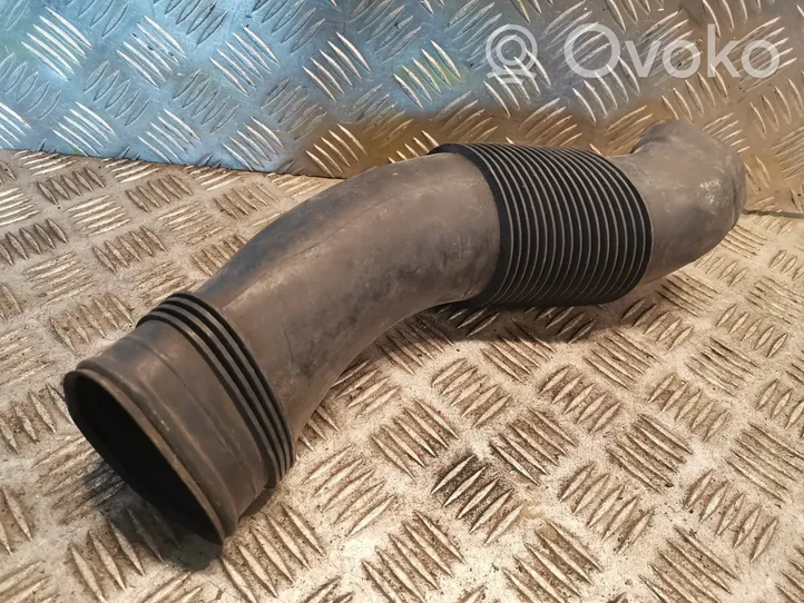 Mercedes-Benz E W210 Conduit d'air (cabine) 2105282204